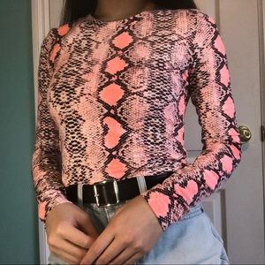 Snake print long sleeve crop top